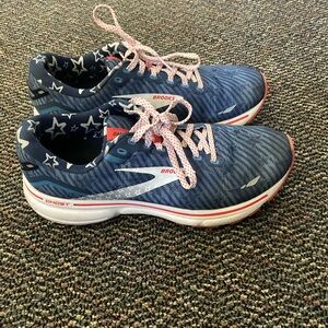 Brooks Ghost Size 8.5